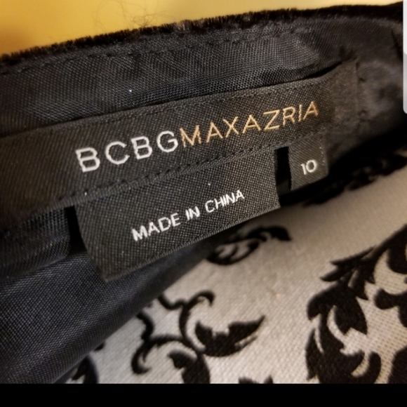 ELEGANT..BCBGMAXAZRIA BLACK DRESS - Picture 10 of 11